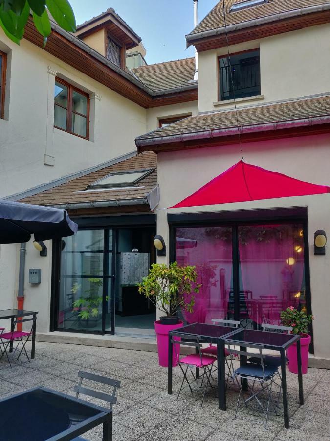 Hotel Le Lacuzon Моарaн-ан-Монтан Екстериор снимка